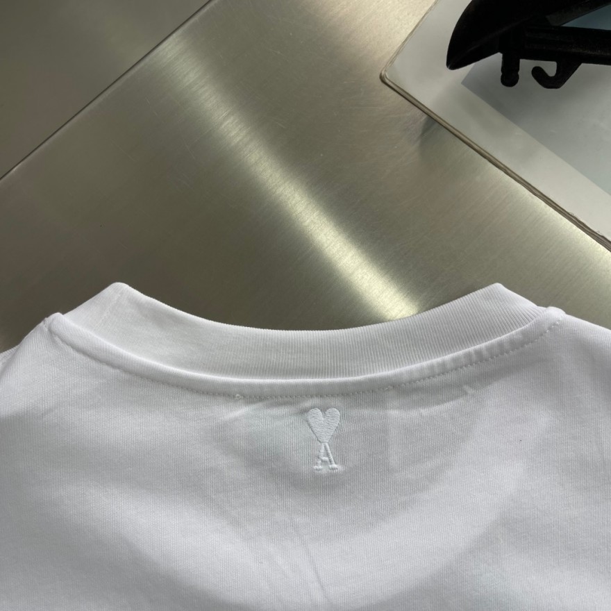 【アミ】メンズ レディース 半袖Tシャツ aat23457