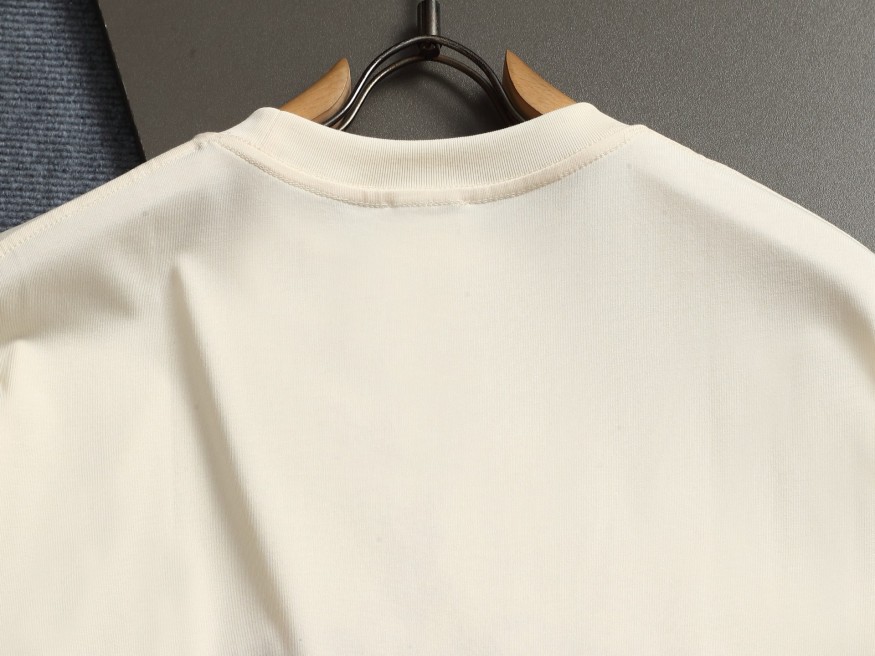 【サンローランタイプ】メンズ レディース 半袖Tシャツ aat23681