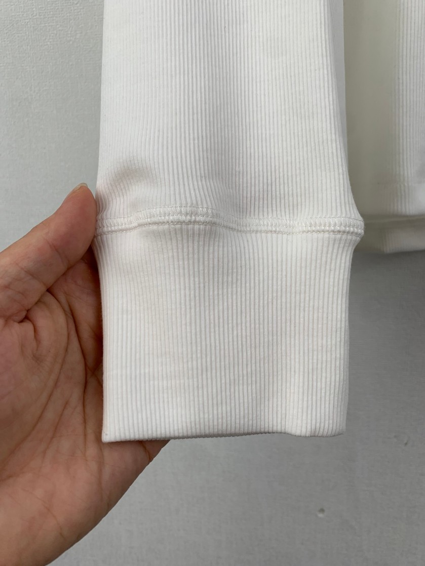 【ロエベタイプ】メンズ レディース 長袖 Tシャツ aat23699
