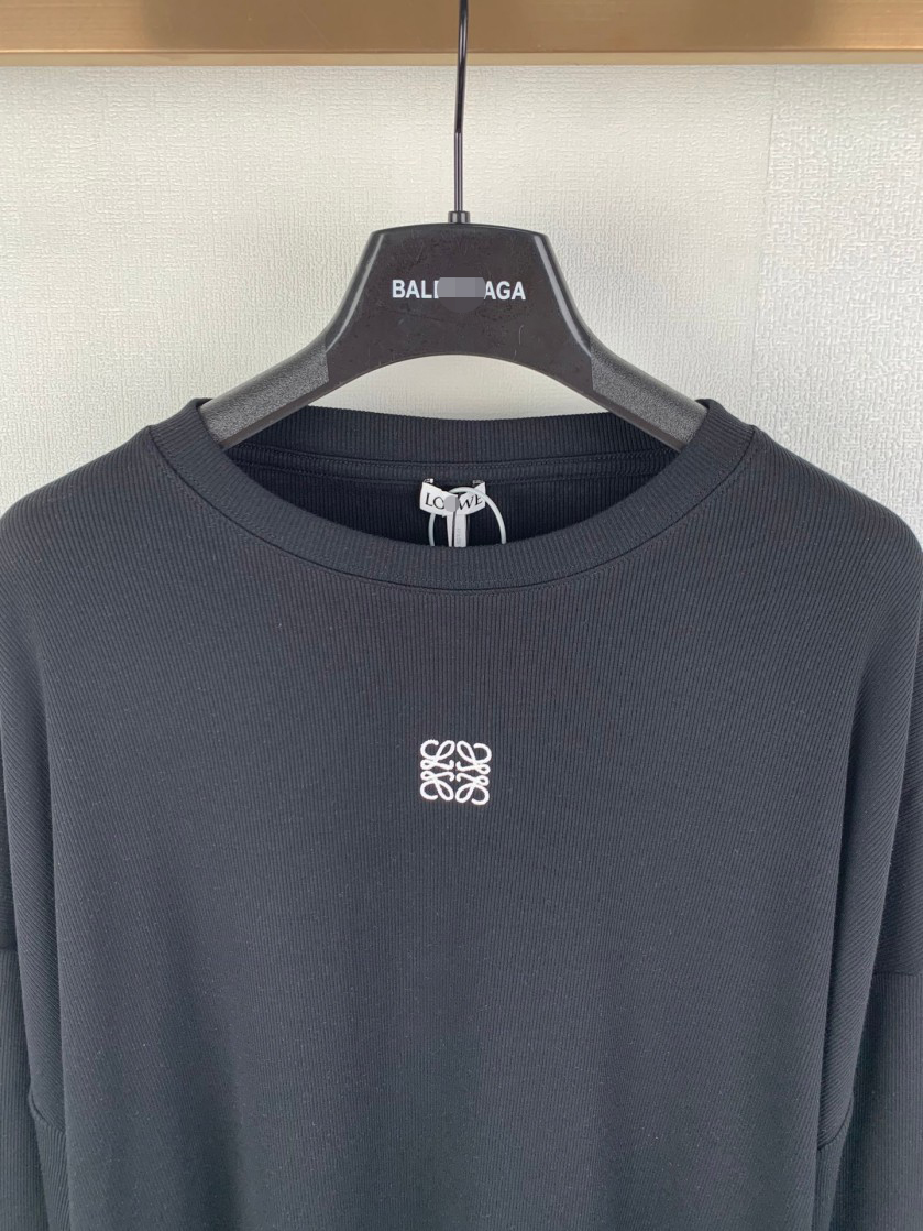 【ロエベタイプ】メンズ レディース 長袖 Tシャツ aat23699