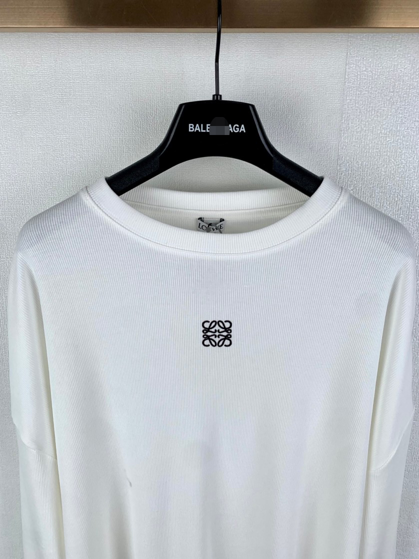 【ロエベタイプ】メンズ レディース 長袖 Tシャツ aat23699