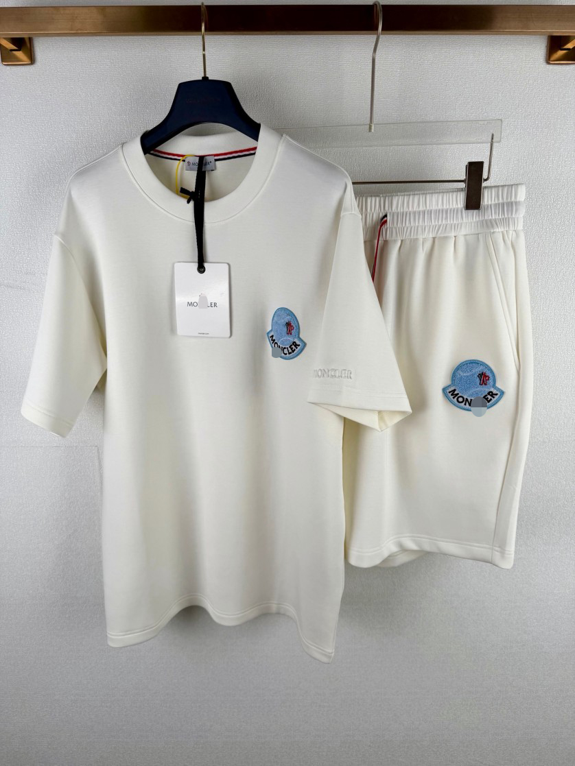【モンクレールタイプ】メンズ レディース 半袖Tシャツ aat23725