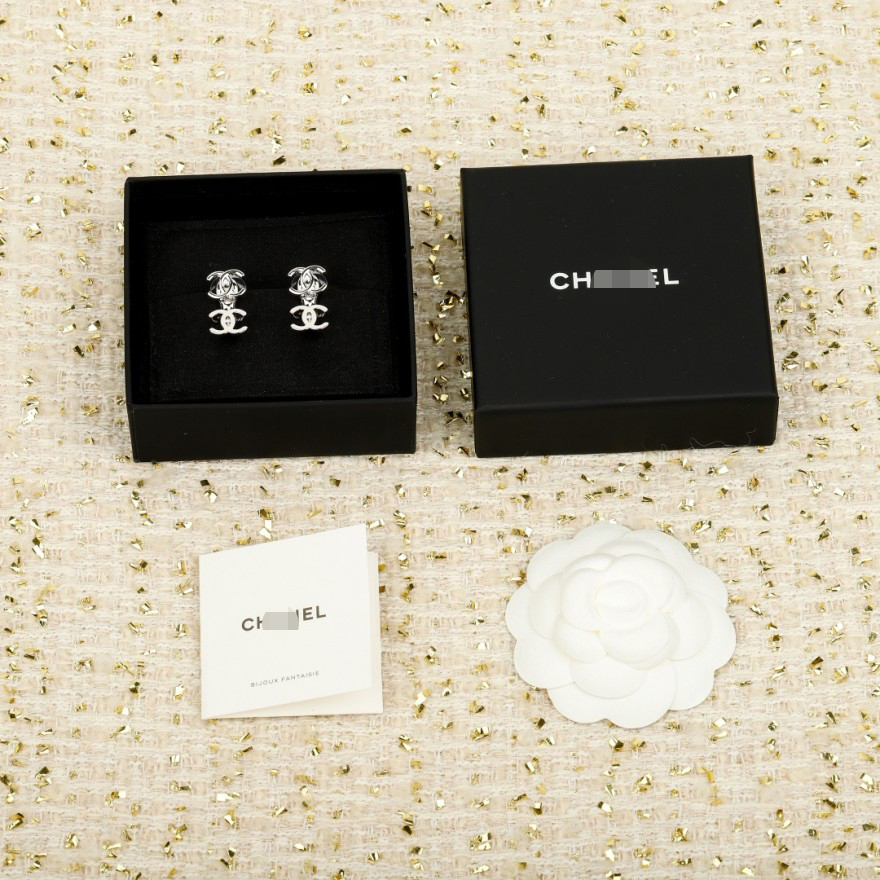 シャネルコピー イヤリング アクセサリー