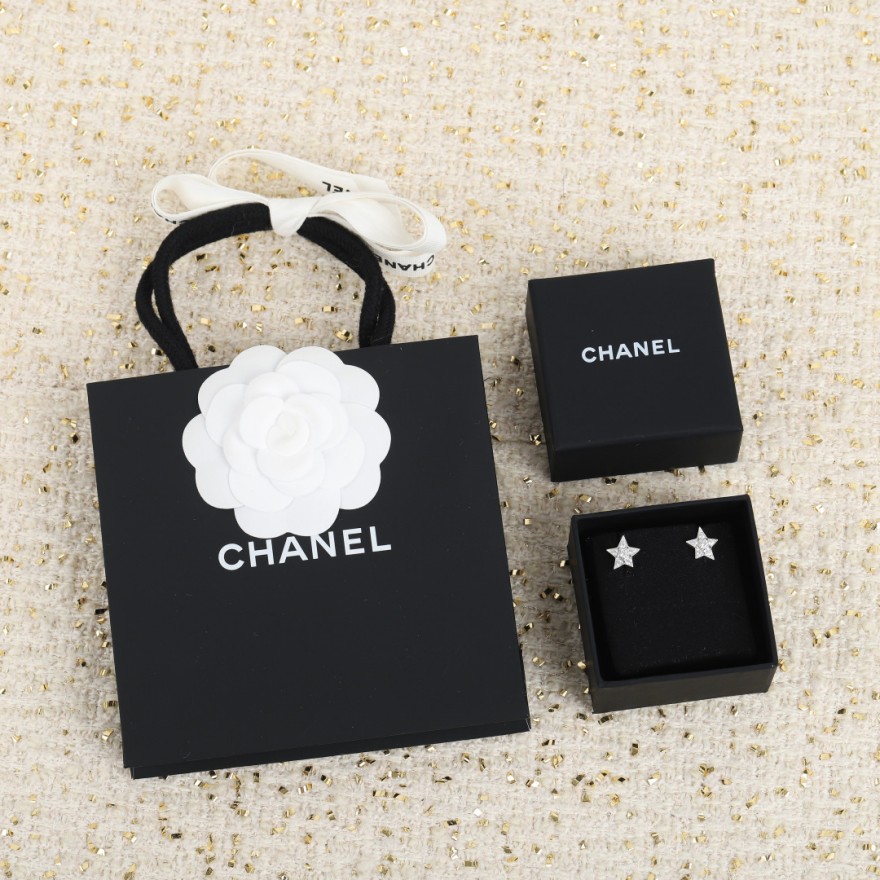 シャネルイヤリング アクセサリー
