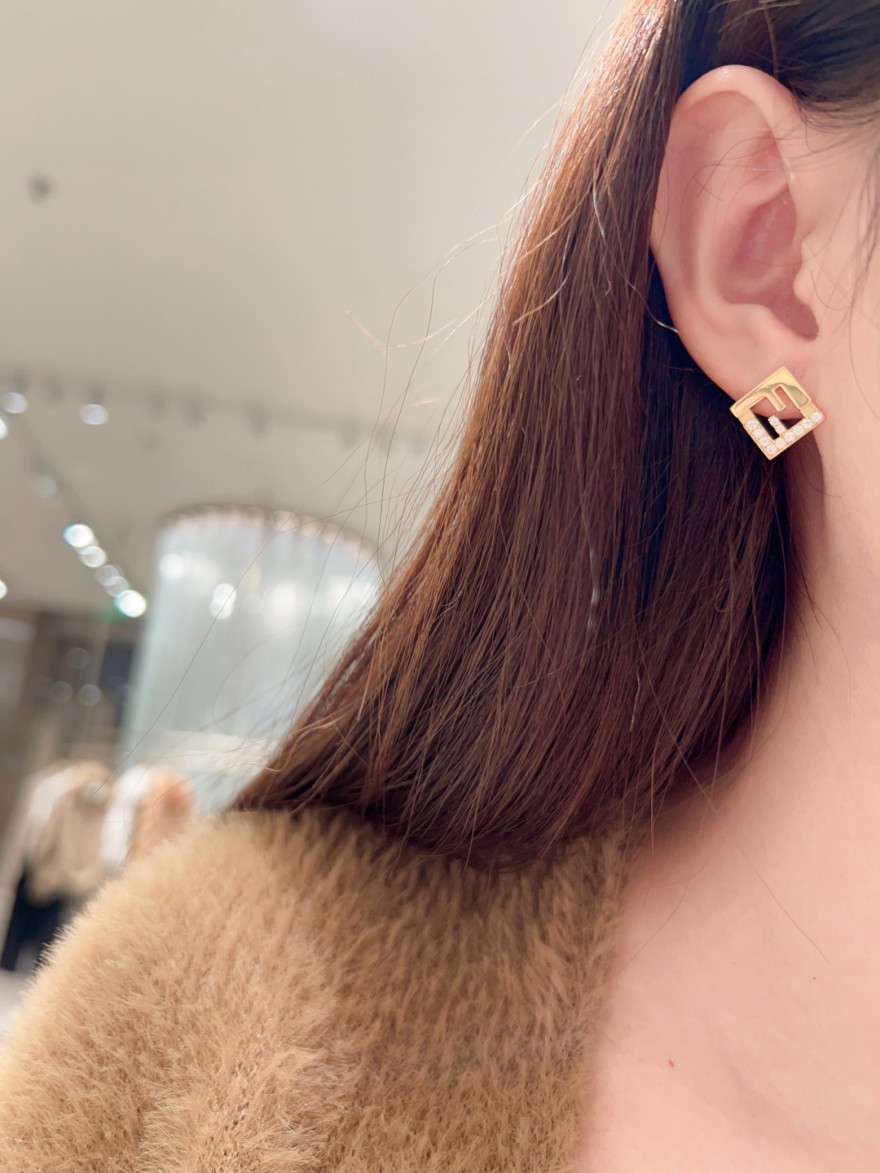 フェンディスーパーコピーイヤリング アクセサリー