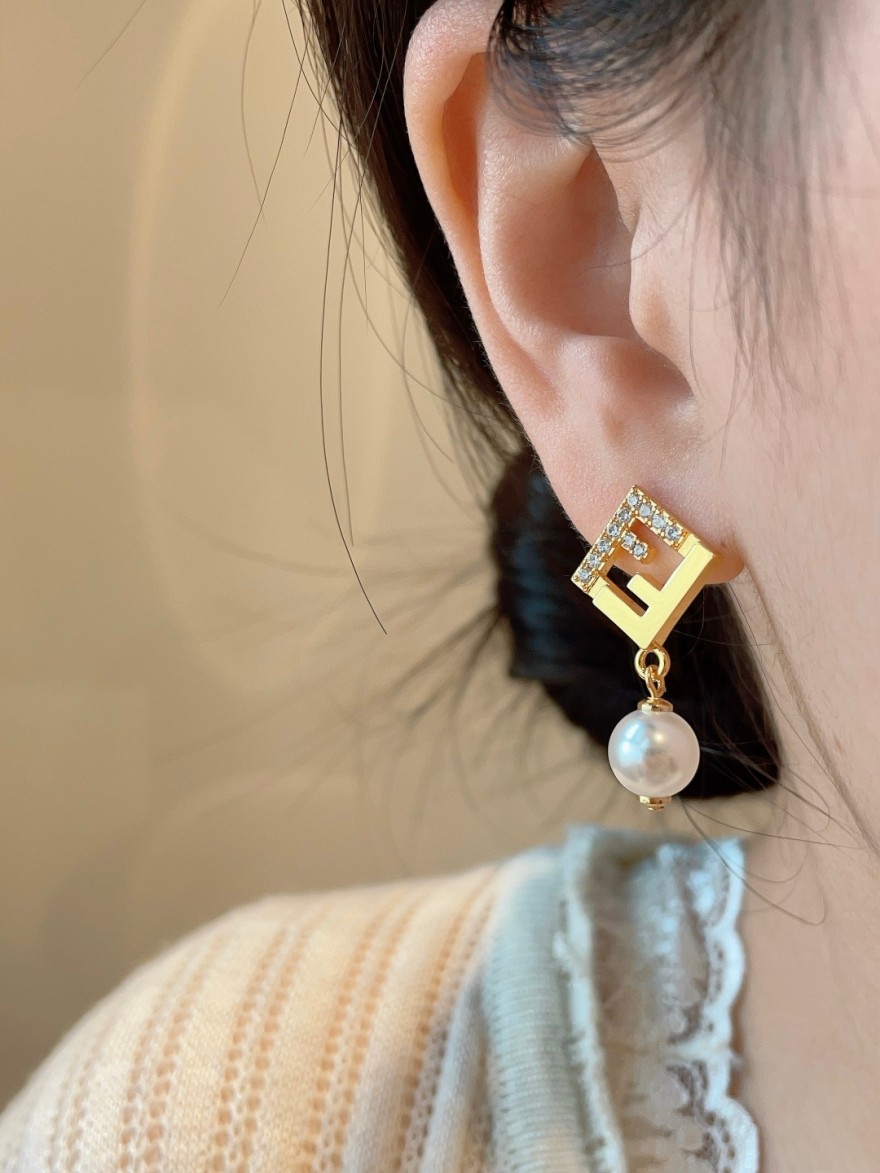 フェンディスーパーコピーイヤリング アクセサリー