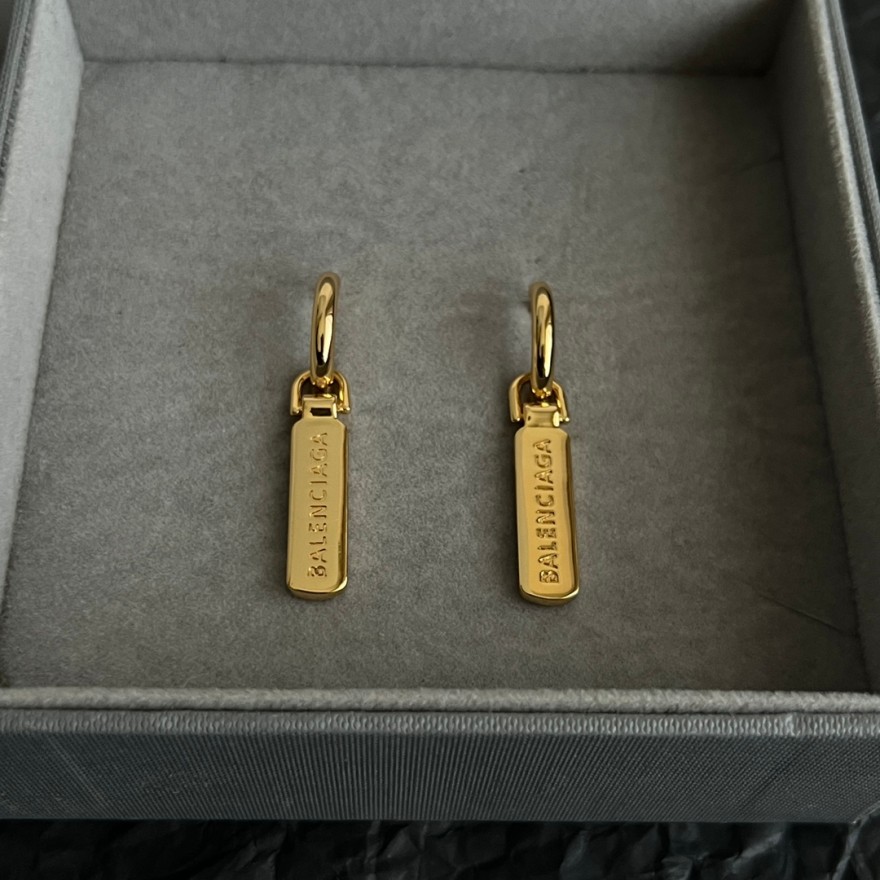 バレンシアガBALENCIAGAコピーイヤリング アクセサリー