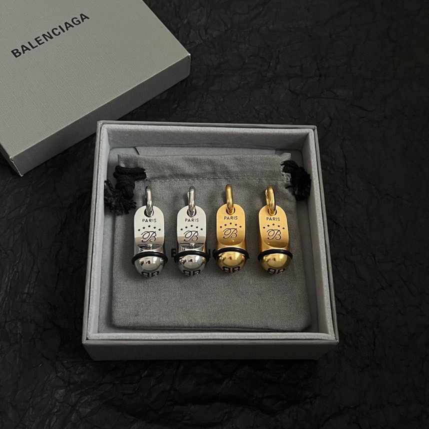 バレンシアガBALENCIAGAコピーイヤリング アクセサリー