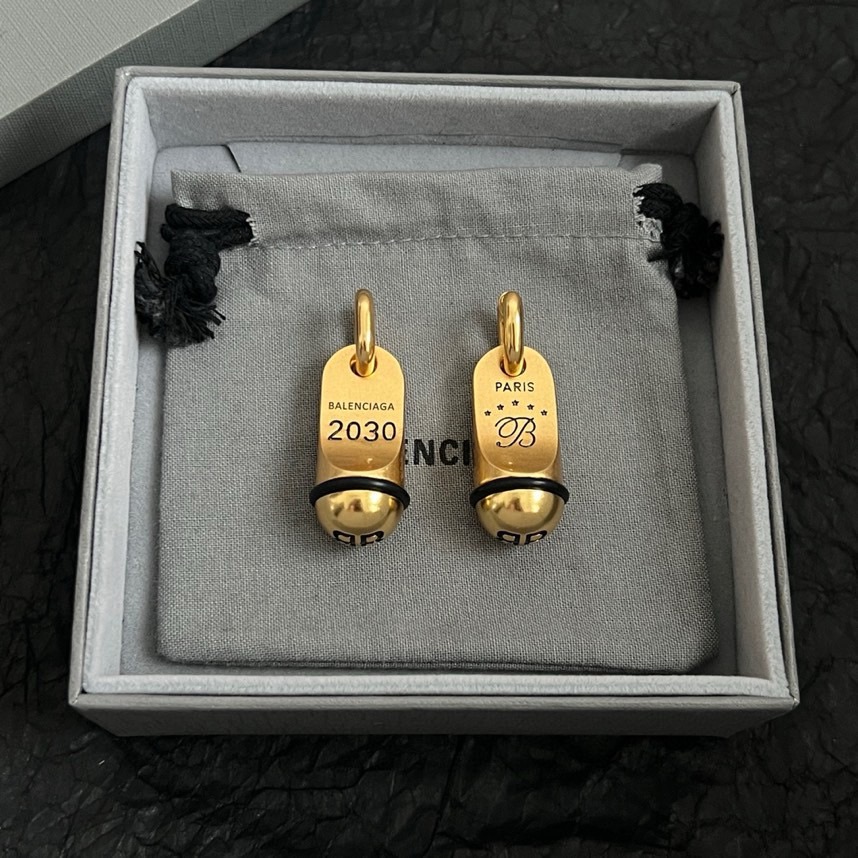 バレンシアガBALENCIAGAコピーイヤリング アクセサリー