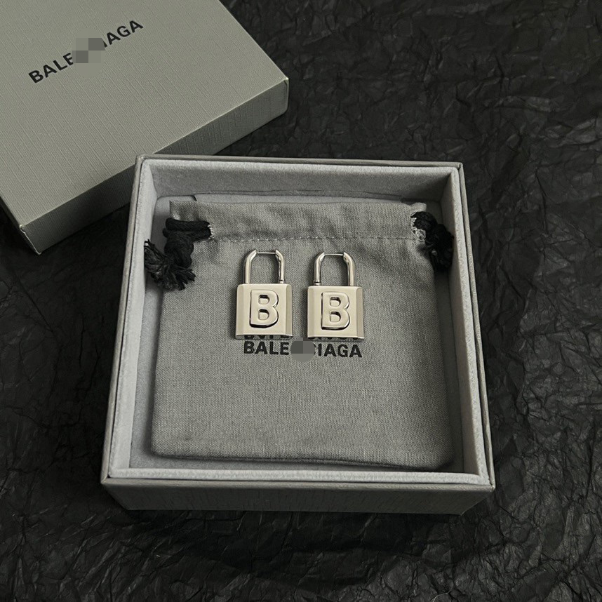 バレンシアガBALENCIAGAコピーイヤリング アクセサリー