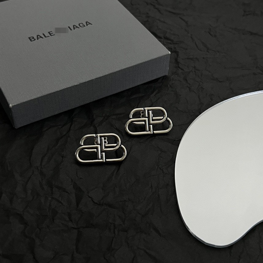 バレンシアガBALENCIAGAコピーイヤリング アクセサリー