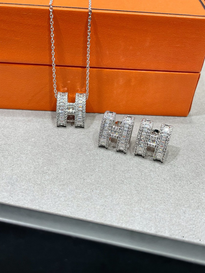 エルメス イヤリング アクセサリー