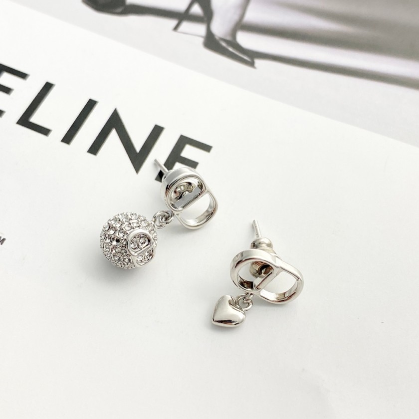 ディオールイヤリング アクセサリー