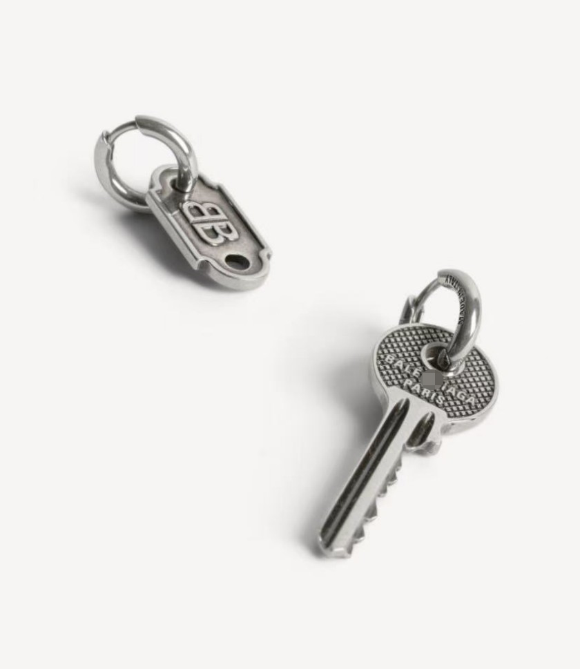 バレンシアガ イヤリング アクセサリー