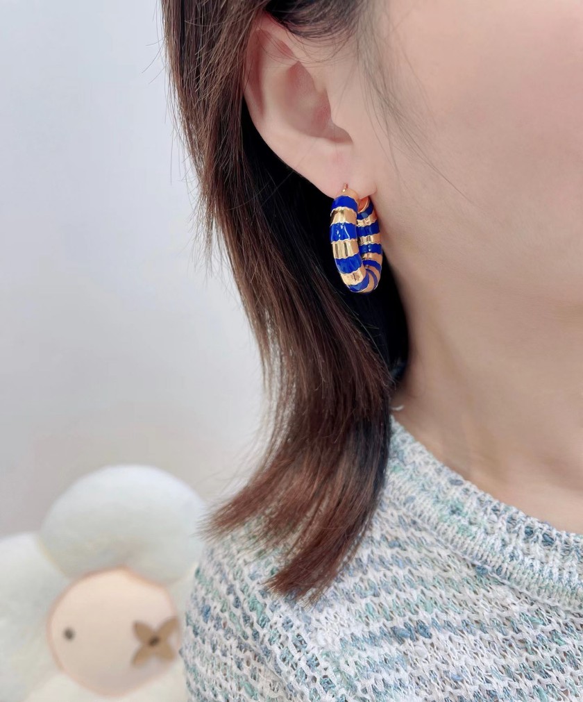 セリーヌイヤリング アクセサリー