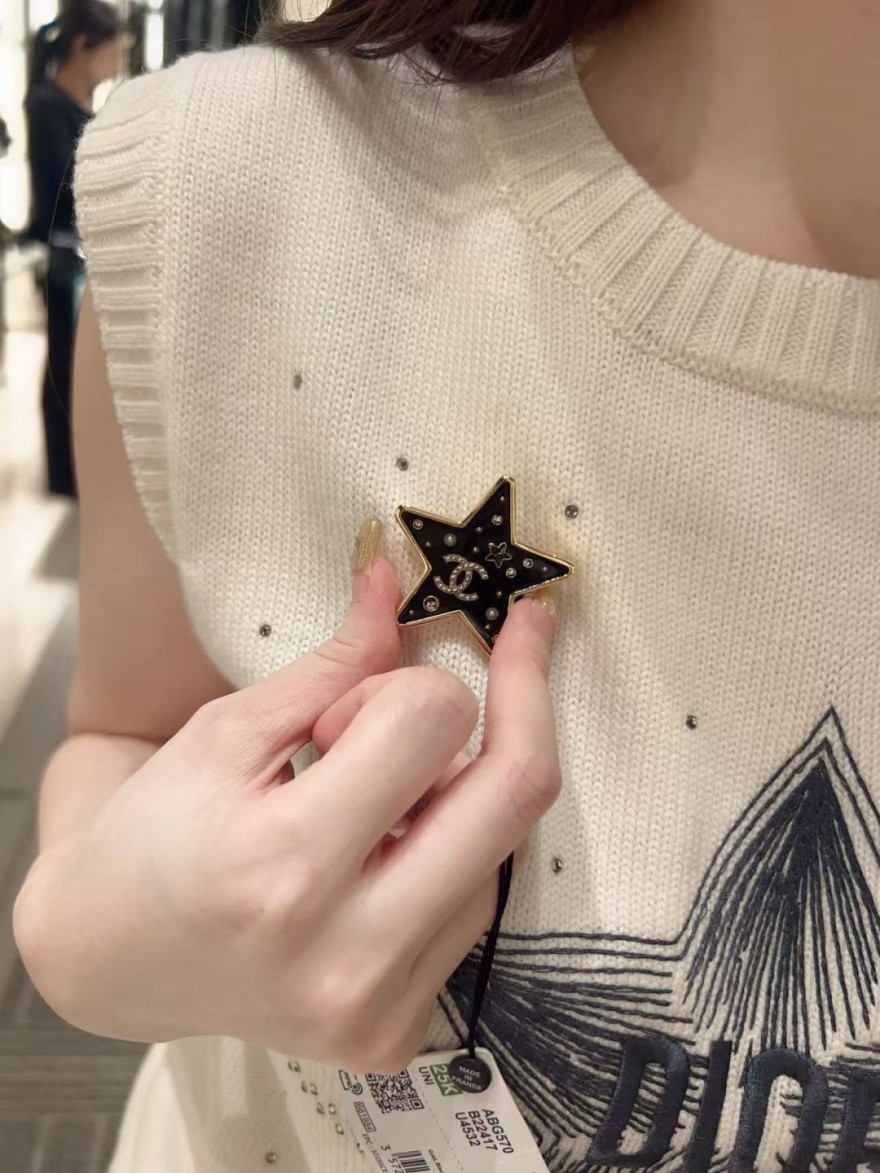 シャネル ブローチ アクセサリー