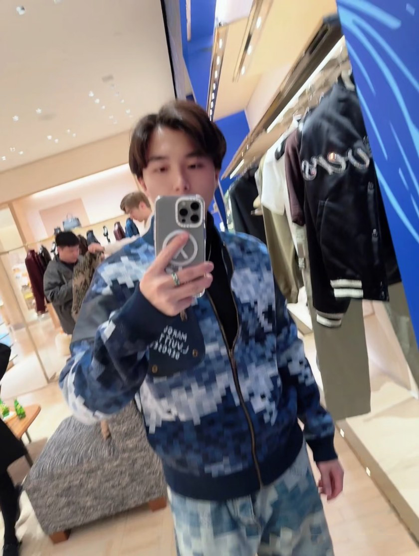 ルイヴィトンコピージャケット　アウター   ajk7623