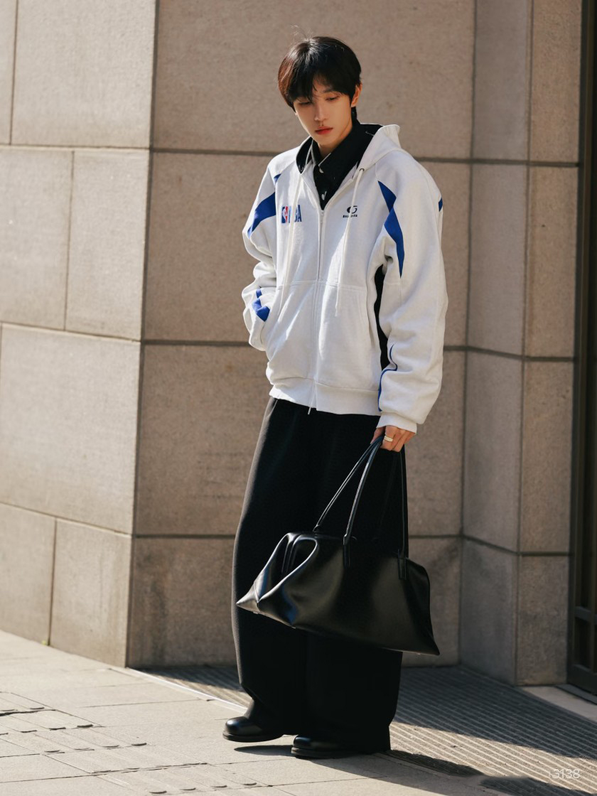 バレンシアガコピー×NBAパーカー フードジャケット