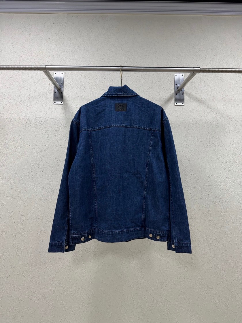 フェンディジャケット　アウター
