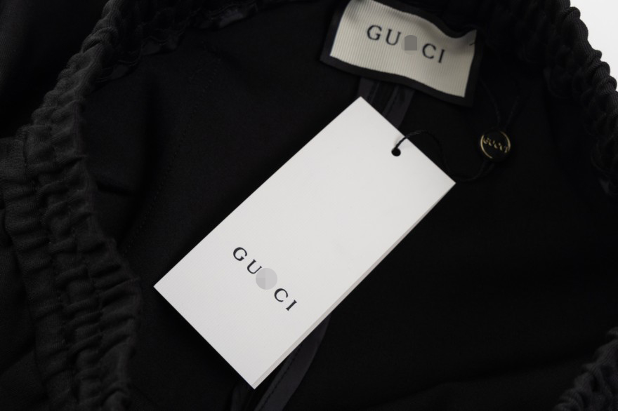 グッチコピースウェット パンツ