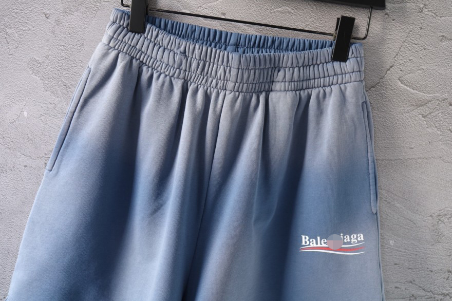 バレンシアガスーパーコピー  ロゴプリント ハーフパンツ トレンドアイテム