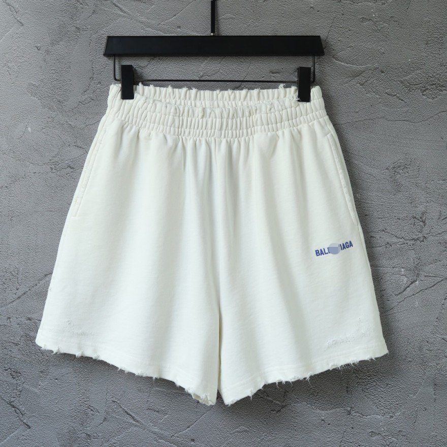 バレンシアガ ロゴ スウェットパンツ ストリートスタイル