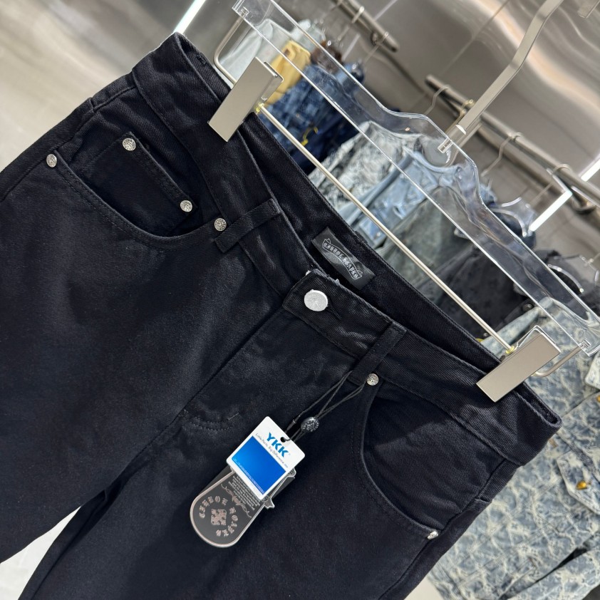 クロムハーツデニムパンツ