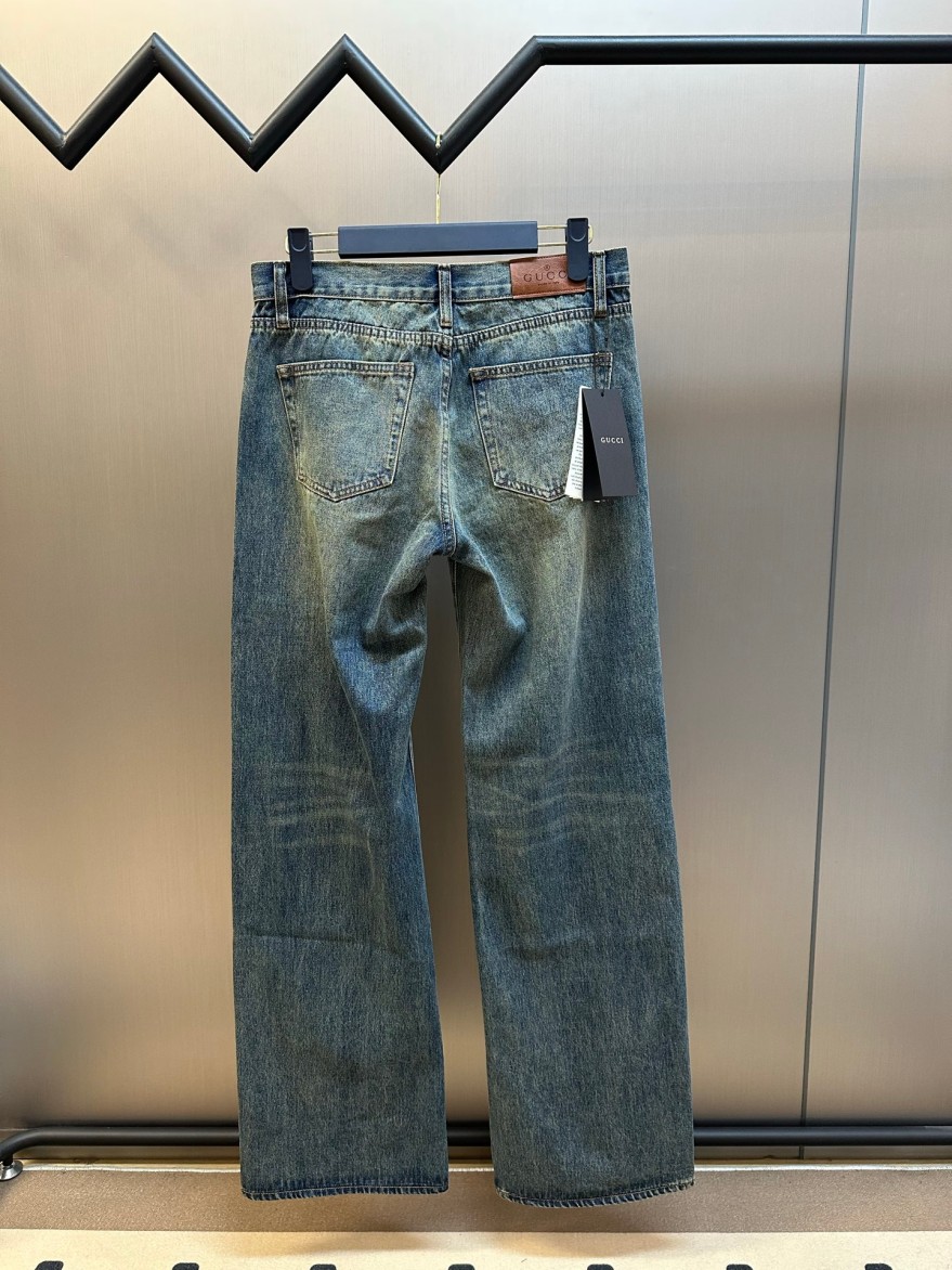 グッチ デニムパンツ