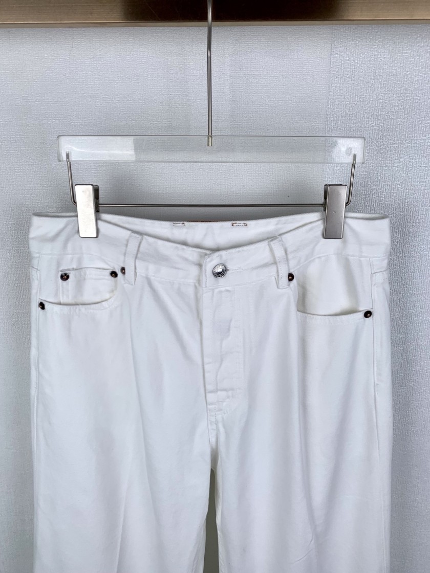 セリーヌ デニムパンツ