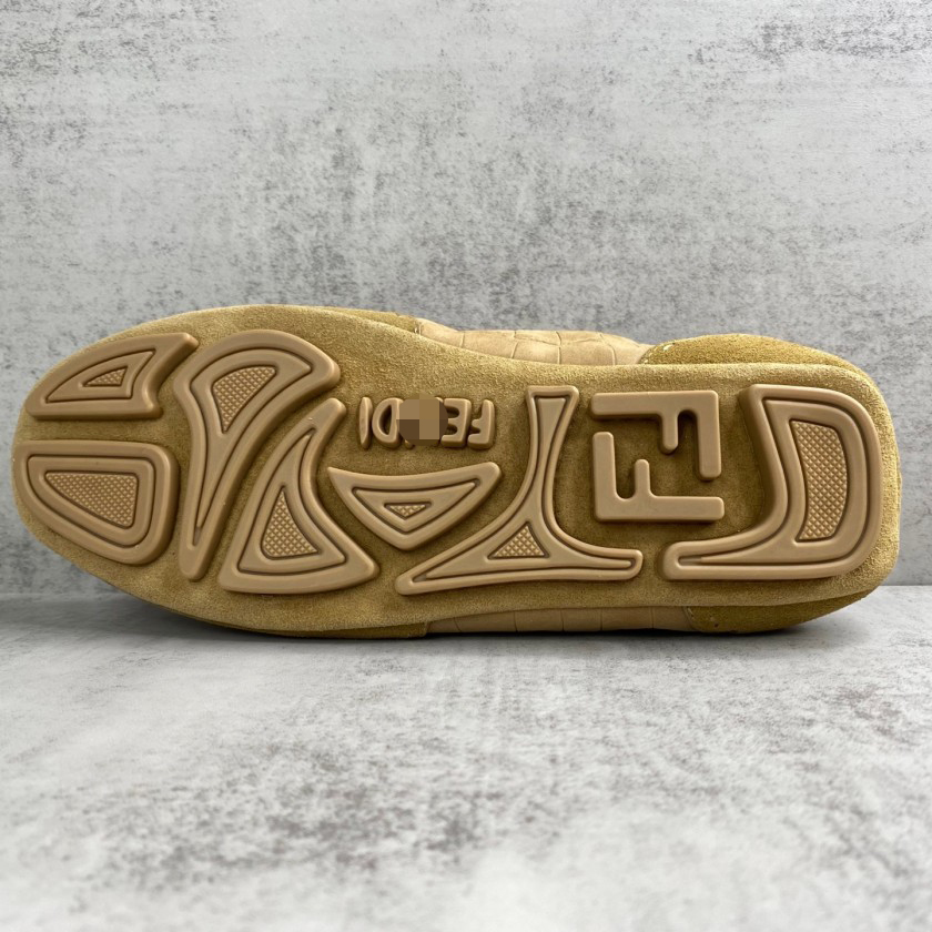 フェンディ メンズ  スニーカー