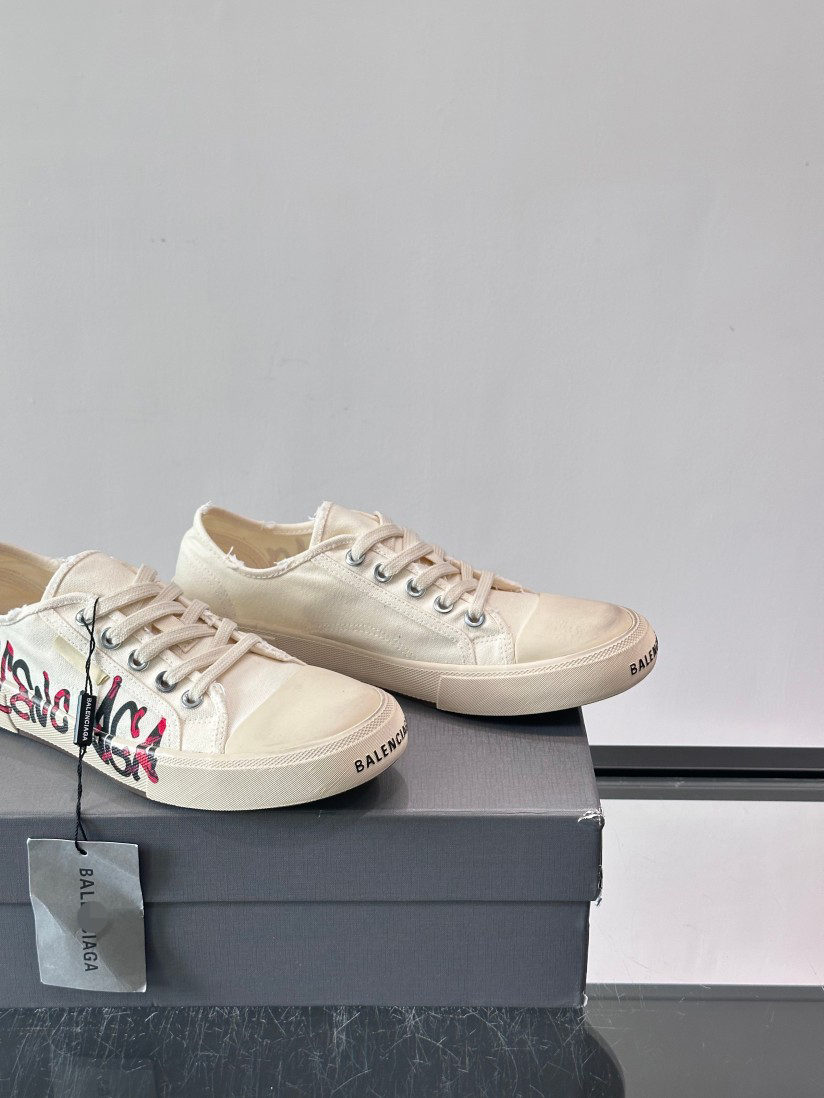 バレンシアガ メンズ  スニーカー