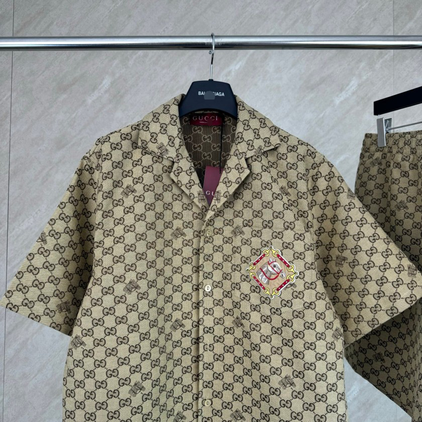 グッチ メンズ レディース  シャツ